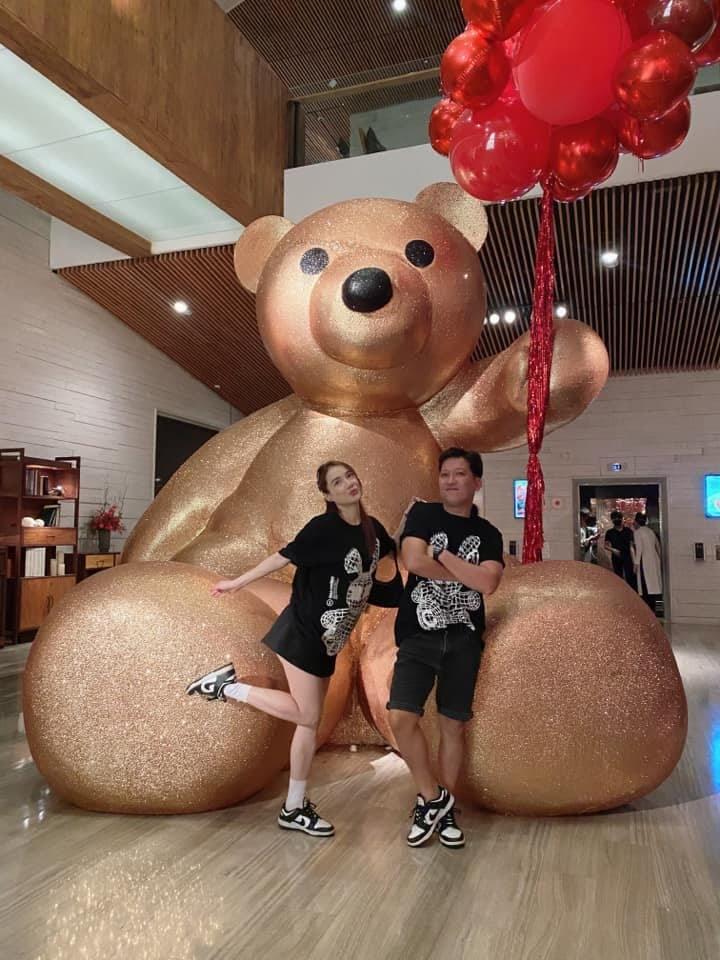 Nhã Phương - Trường Giang trốn con diện đồ đôi như vợ chồng son-2