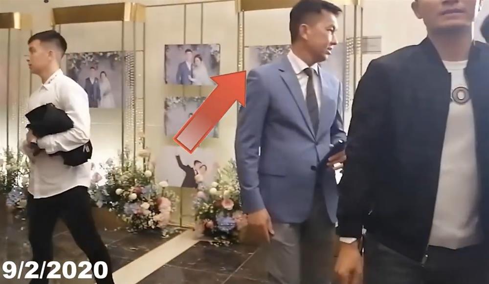 Lộ clip Hiền Hồ và đại gia Hồ Nhân cùng đi ăn cưới năm 2020-1