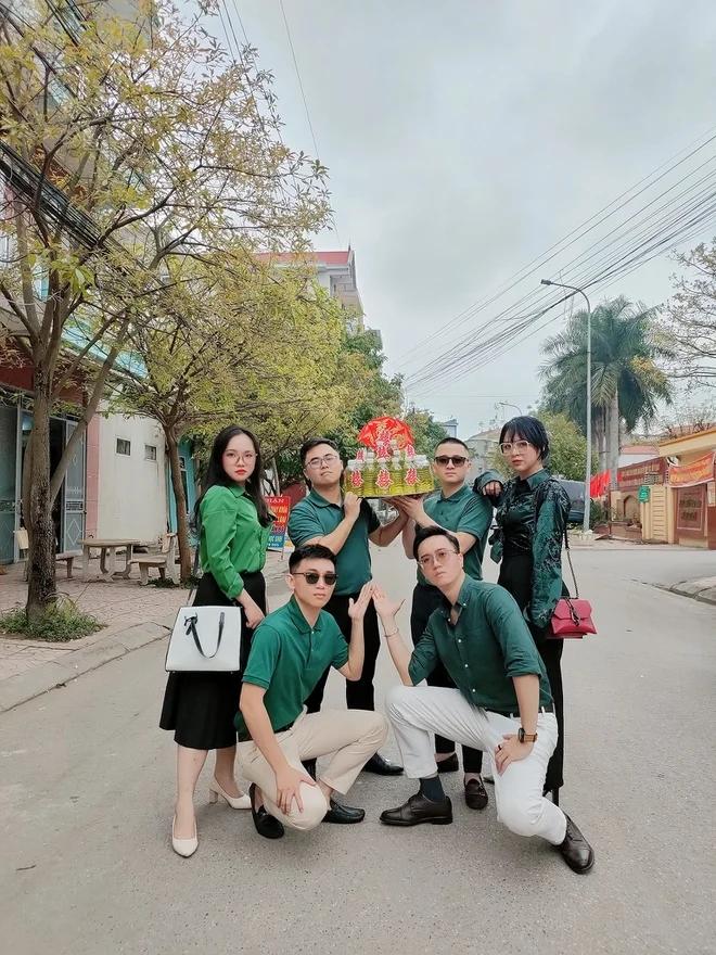 Cô dâu Bắc Giang được bạn tặng 10 lít xăng trong ngày cưới-1