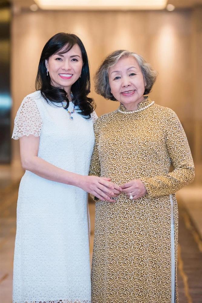 Gia Phong CEO Ho Nhan's mother-in-law: Forbid her son to spend the night to make his wife sad-4