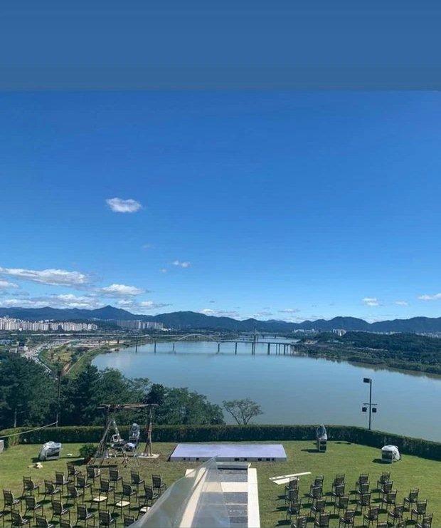 Hình ảnh đầu tiên về lễ đường đám cưới Hyun Bin - Son Ye Jin-1