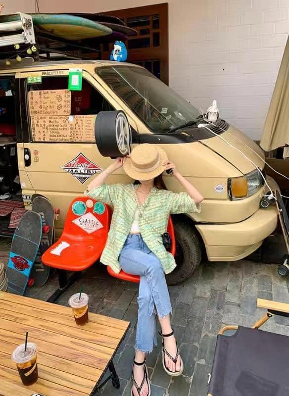 Dép Hiền Hồ hẹn hò anh họ U60 được bán đại hạ giá 100k-7