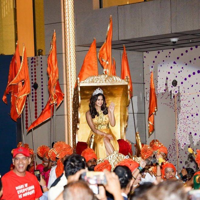 Miss Universe 2021 gây tiếc nuối trong lễ Homecoming ở Ấn Độ-1