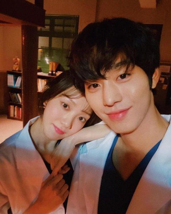 Dàn người tình tổng tài Hẹn Hò Chốn Công Sở: Kim Sejeong chưa phải đỉnh-9