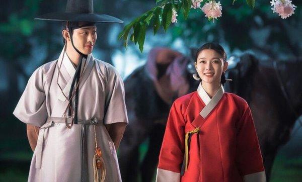 Dàn người tình tổng tài Hẹn Hò Chốn Công Sở: Kim Sejeong chưa phải đỉnh-15