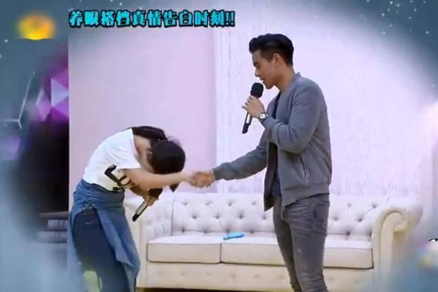 Viên Vịnh Nghi và dàn mỹ nhân rớt liêm sỉ khi gặp thần tượng-8