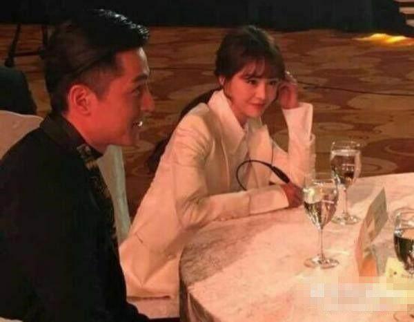 Viên Vịnh Nghi và dàn mỹ nhân rớt liêm sỉ khi gặp thần tượng-6