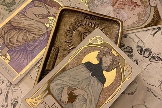 Bói bài Tarot thứ 7 ngày 2/4/2022: Đừng để tiền nong xen vào chuyện tình cảm