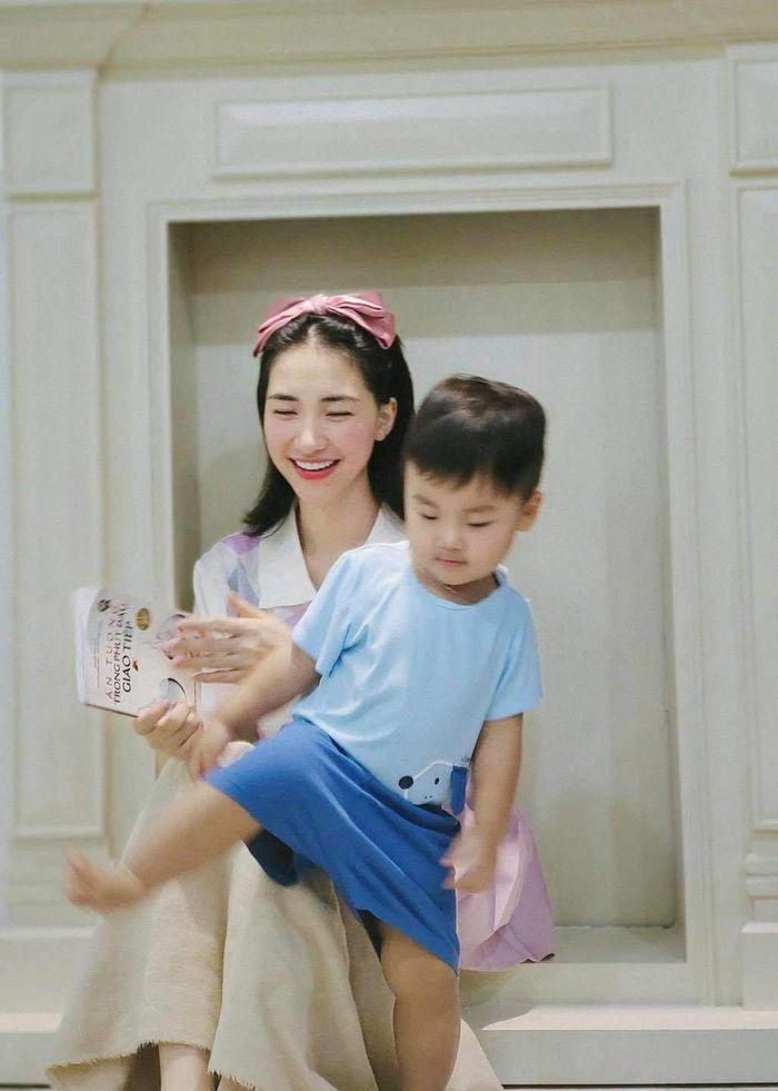 ...đến cute phô mai que.