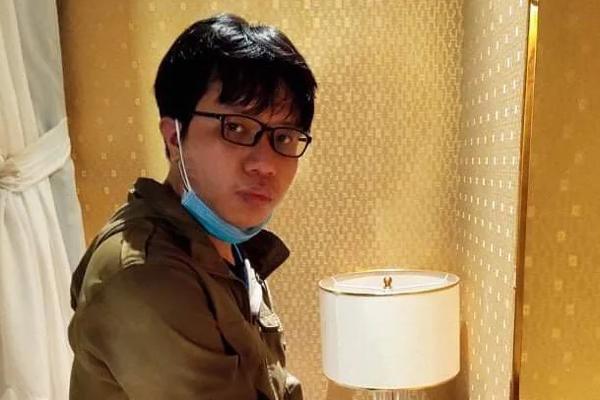 Giả đại gia để lừa các cô gái vào khách sạn-1