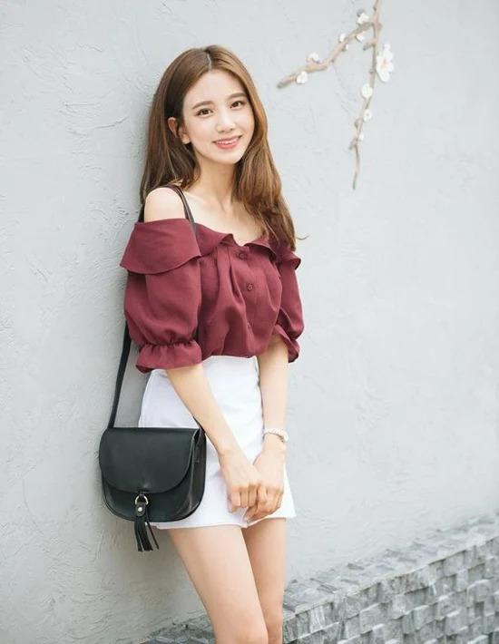 Kiểu áo hack vòng 1 gợi cảm chẳng lo hở hang-4