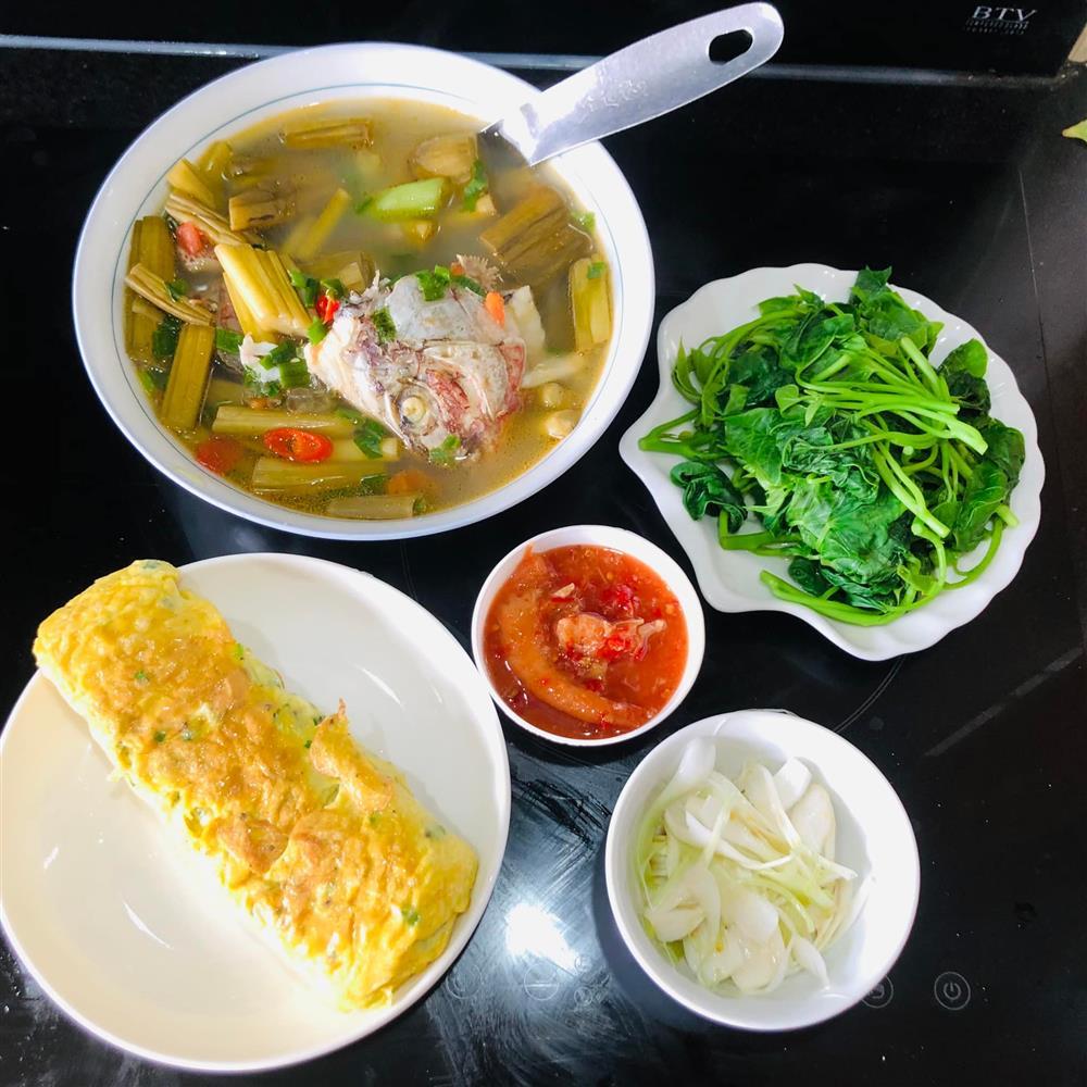 Mâm cơm dưới 100k hấp dẫn, nhà 5 người ăn no căng vẫn thèm-5