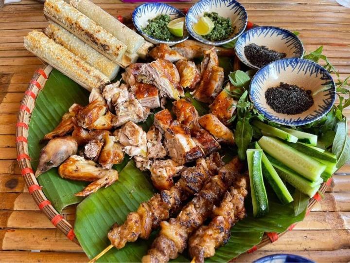 Lên Đăk Lăk ăn gà nướng Bản Đôn, món ngon của núi rừng-2