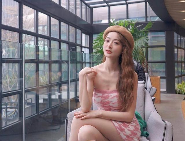 Á hậu Hong Kong bỏ TVB, chuyển sang làm hotgirl-12