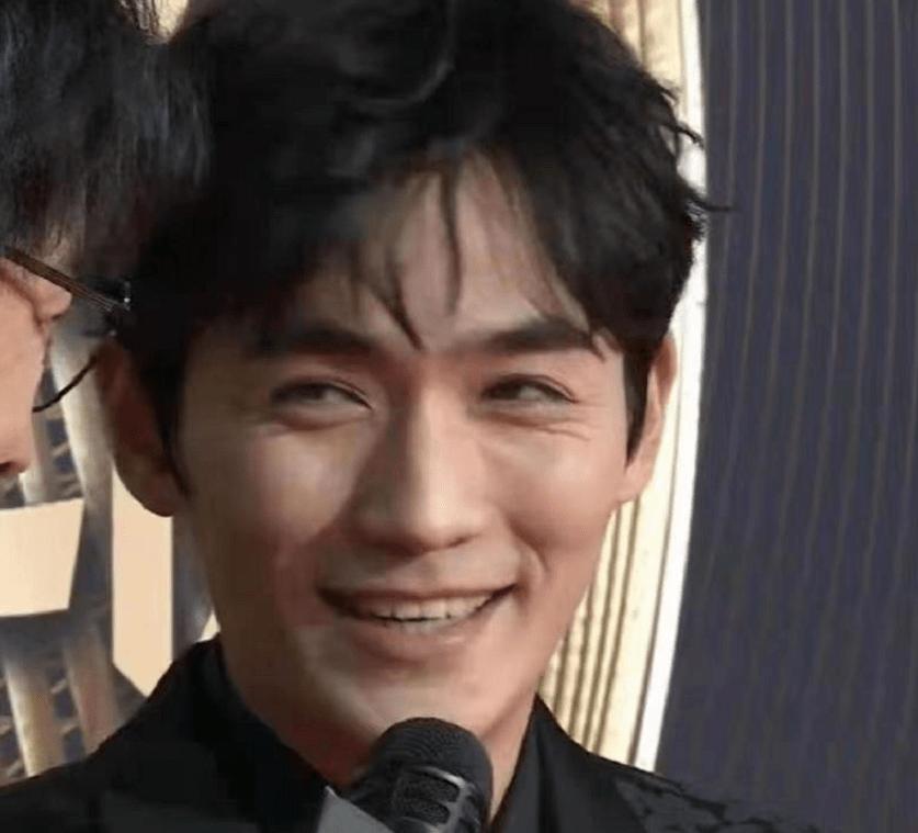 Địch Lệ Nhiệt Ba và dàn sao Hoa ngữ bị chê già trước tuổi-12