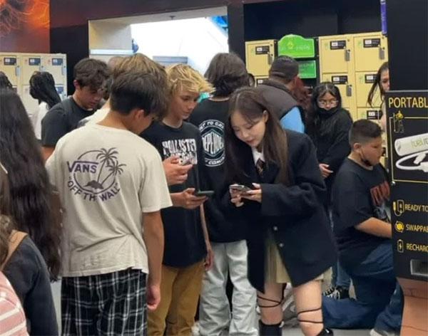 Ngỡ ngàng nhan sắc bà mẹ 2 con, biết tuổi thật còn choáng hơn-4