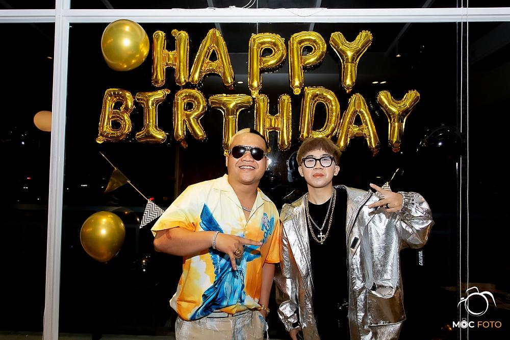 Học trò Wowy gãy 2 răng cửa vẫn cháy hết mình đêm minishow-7