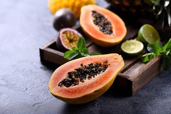 Those who should absolutely stay away from papaya