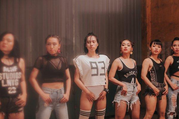 Phốt Khắc Hưng đạo nhạc vắt từ Đông sang Tây nơi nào cũng thấy-4