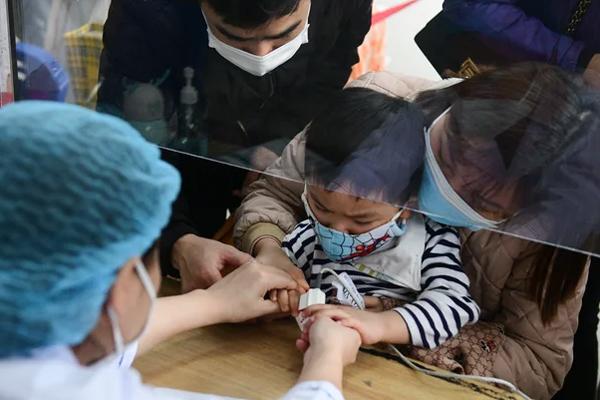 Bé 6 tuổi viêm cơ tim cấp hậu Covid-19-1