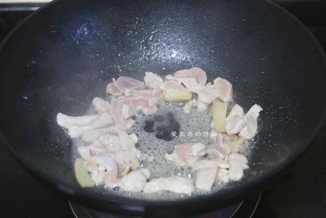 Lá nhiều người không dám ăn, đem nấu với ức gà thành món đại bổ-3