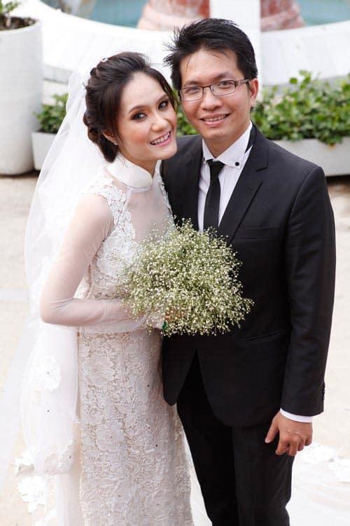 Đoàn Di Băng và chồng đại gia lột xác như đập mặt xây lại sau 11 năm-3