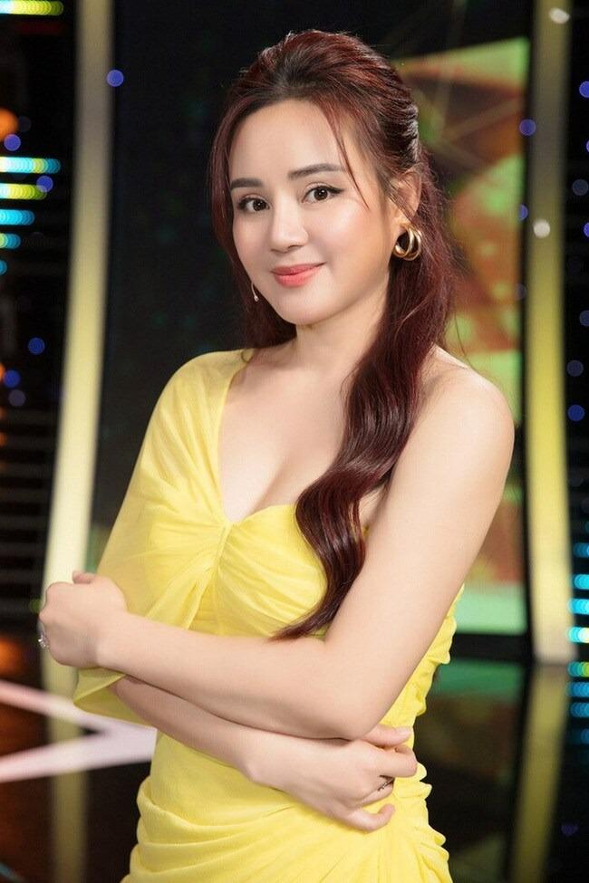 Công Vinh, Đàm Vĩnh Hưng, Vy Oanh nói gì khi bà Phương Hằng bị bắt?-2