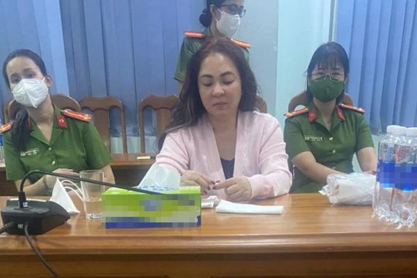 Phuong Hang is being held in custody or has been released on bail?-1