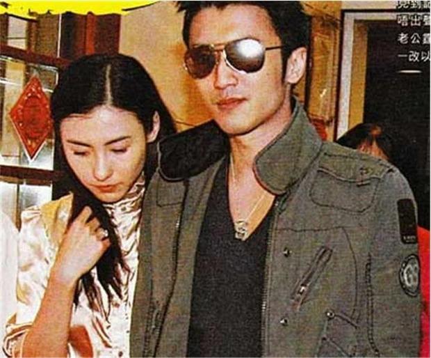 Nicholas Tse knelt down begging Truong Ba Chi to come back?-1