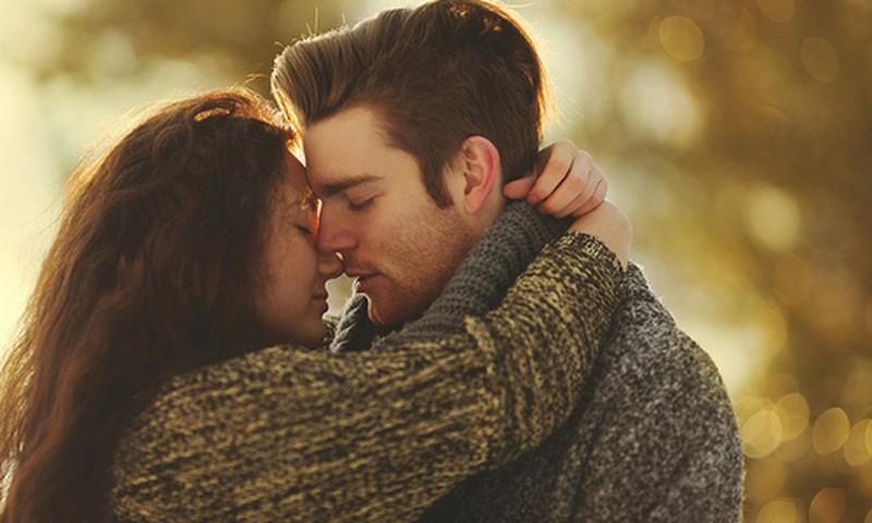 Trai đẹp khéo chiều khiến bà chủ giàu có mất cả chì lẫn chài-2