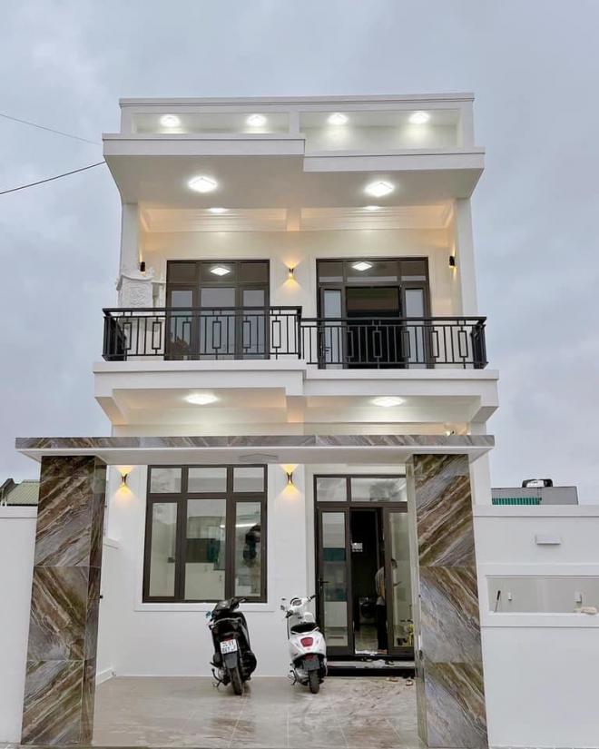 Cô gái 21 tuổi khoe nhà 2 tầng tự lực cánh sinh, netizen mỉa gắt-1