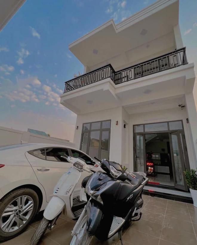 Cô gái 21 tuổi khoe nhà 2 tầng tự lực cánh sinh, netizen mỉa gắt-2