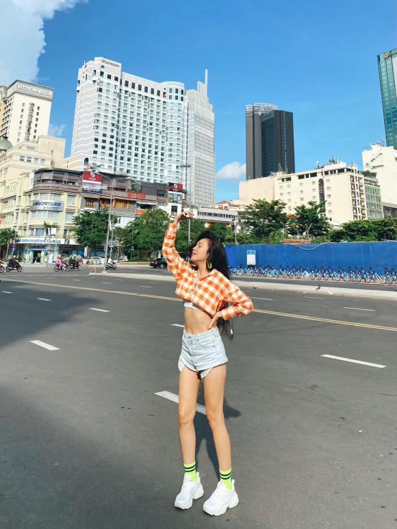 Hiền Thục 41 tuổi cứ như gái mới lớn - Thùy Tiên đẳng cấp ở Mỹ Latin-2