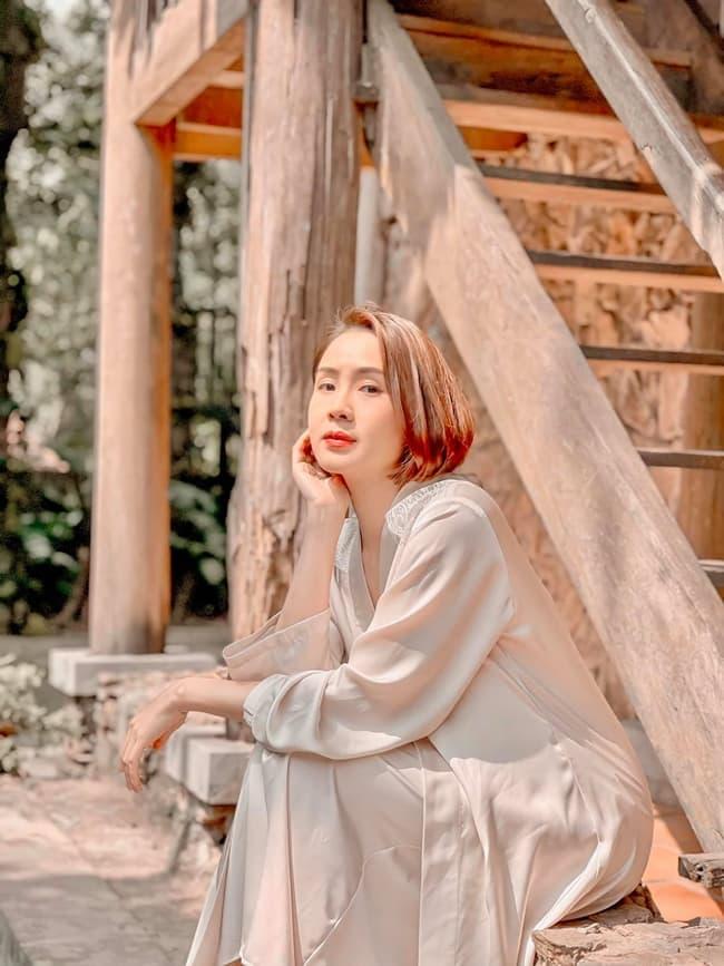 Hồng Diễm muốn hóa thú vì ảnh mất hình tượng bị tung hê lên mạng-5