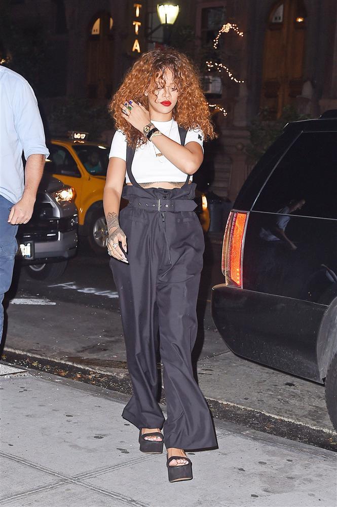 Chiêu mix đồ mùa hè sang xịn cho chị em dáng người quả lê-3