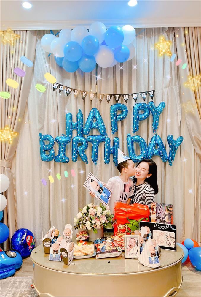 Ly Kute tổ chức sinh nhật con trai, nói 5 chữ lay động trái tim-1