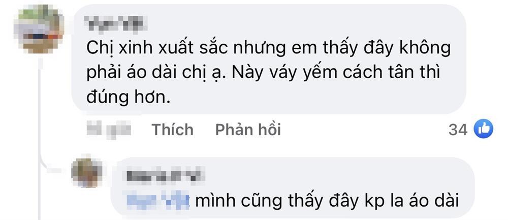 Minh Hằng mặc áo dài hát cho người Hàn nhưng sexy như áo yếm-5