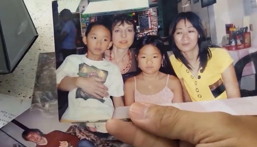 Chồng có bồ, vợ giận đem con cho đi, 9 năm sau buồn không tưởng-4