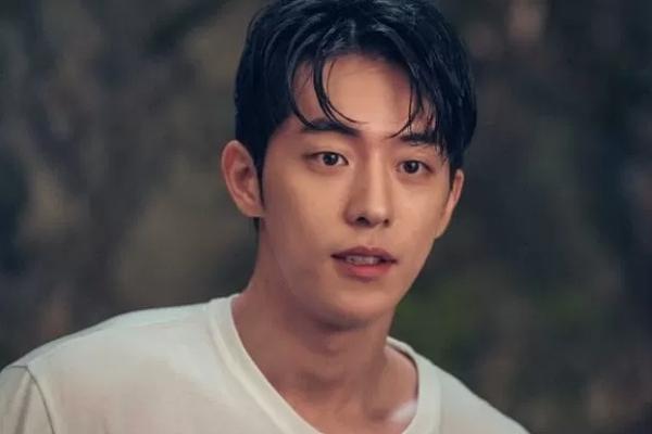 Nam Joo Hyuk used to live in poverty, eating only instant noodles all year round