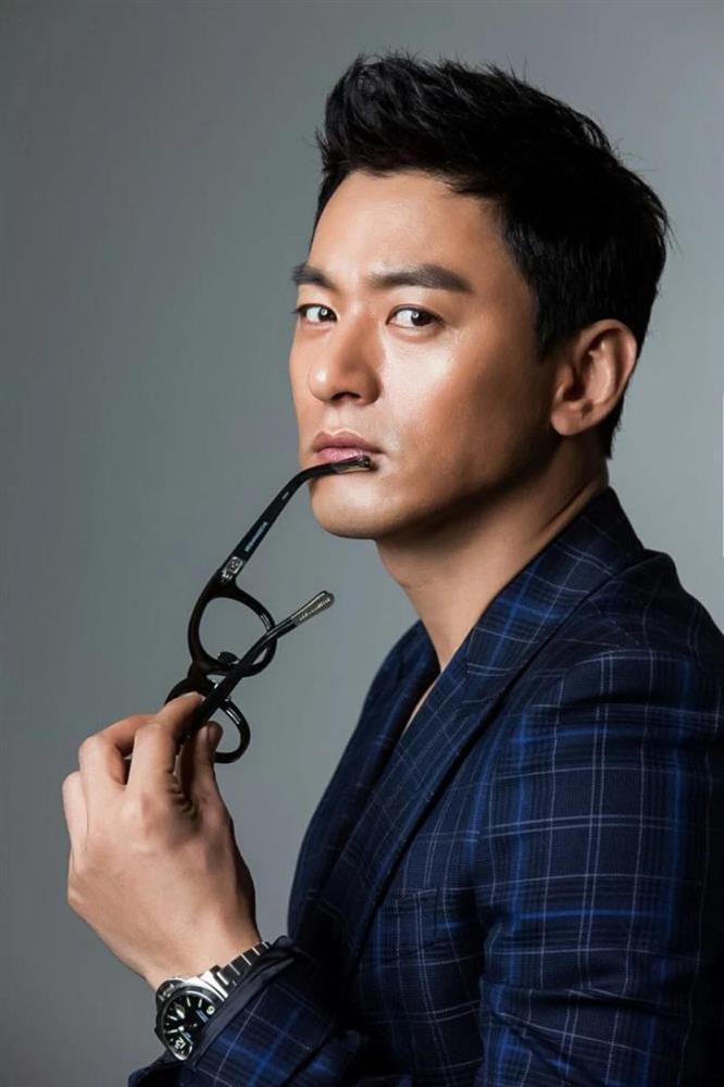 Dàn bạn thân Hyun Bin chất hơn hẳn hội anh em Song Joong Ki?-5