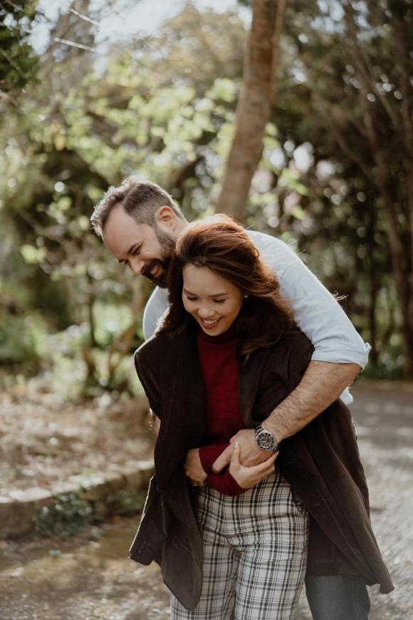 Ảnh cưới chất chơi của em gái Hà Anh trước khi hủy hôn chồng Tây-1