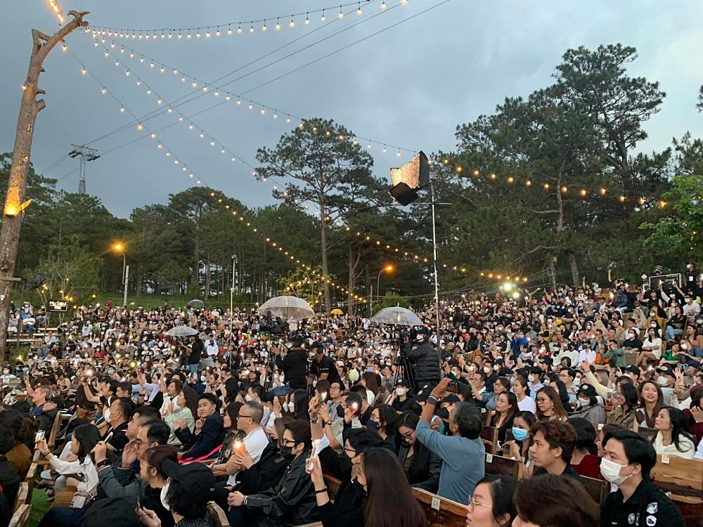 Mỹ Tâm nhận lỗi về mình sau khi ekip bị chỉ trích không tôn trọng khán giả-1