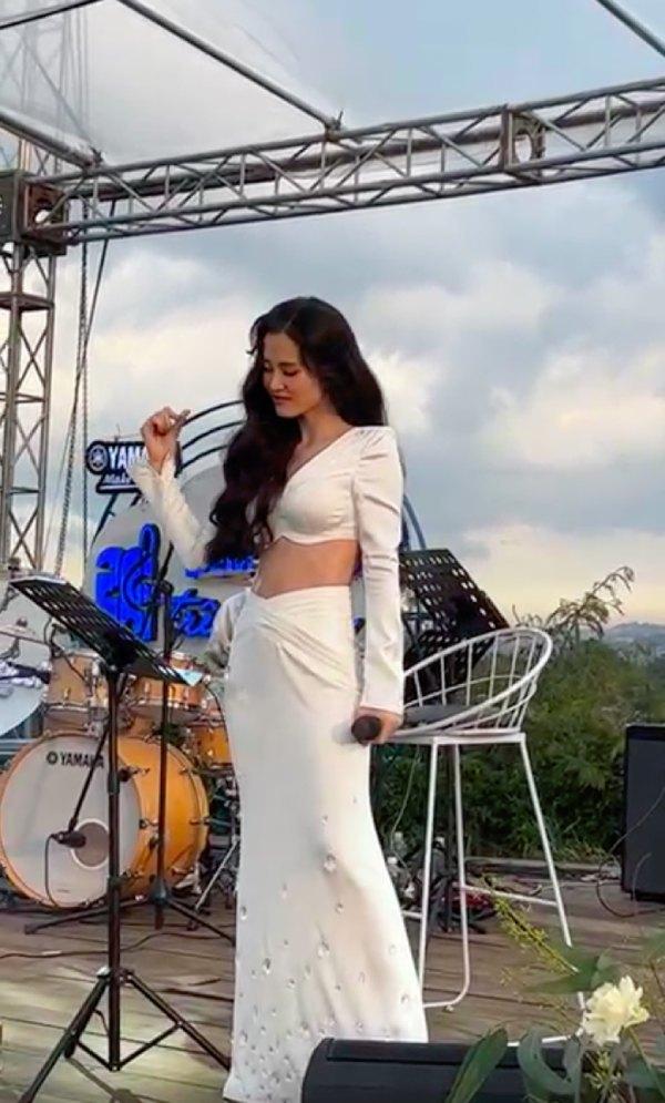 Sự thật vòng 2 của Đông Nhi dưới camera team qua đường-3