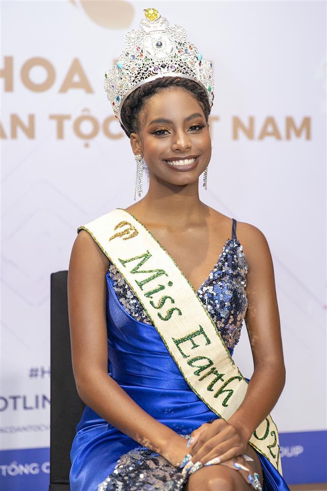 Hoa hậu các Dân tộc Việt Nam 2022 khởi động: Mẹ đẻ ở ẩn xuất hiện-7