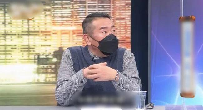 Chồng sốc khi vợ hiền lành bỗng nhiên đòi quay phim nhạy cảm-1