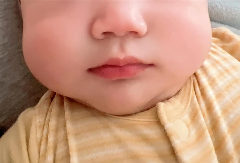 Bảo Thy nhận xét quý tử đầu lòng, nói rõ giống bố hay mẹ-2