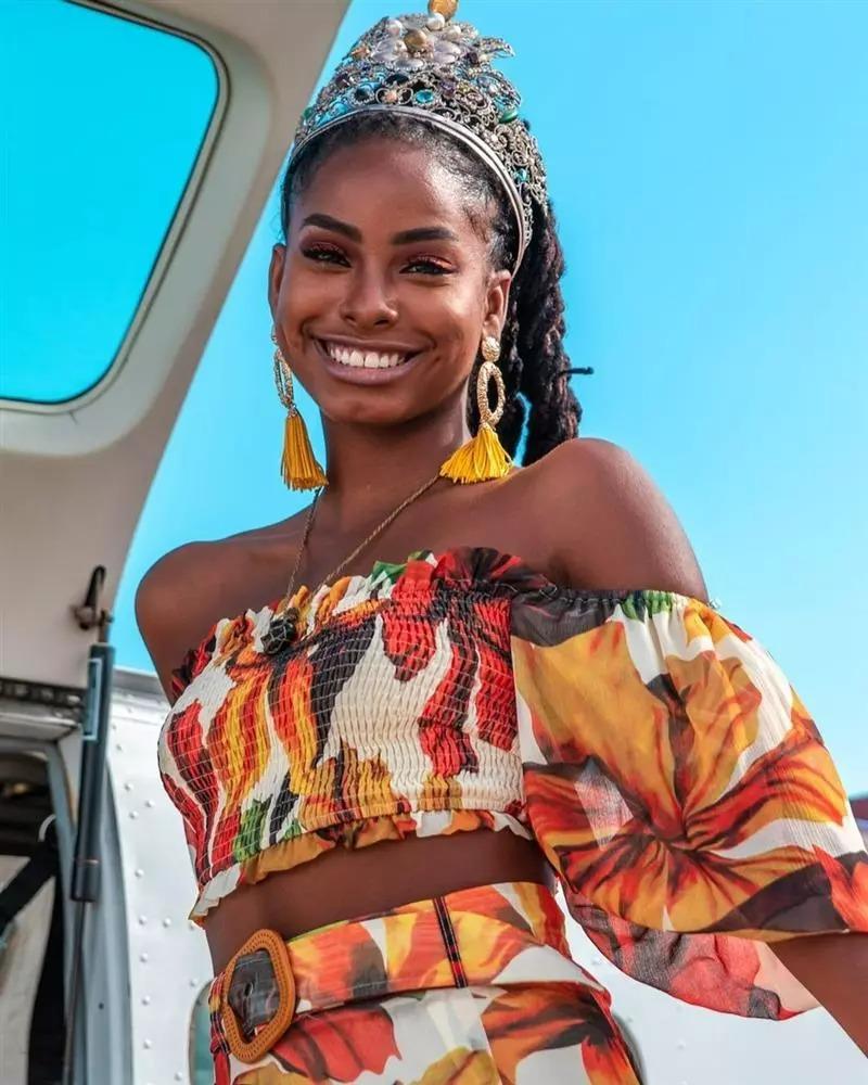 5 nữ hoàng sắc đẹp 2021: Nhan sắc Thùy Tiên đội sổ?-15