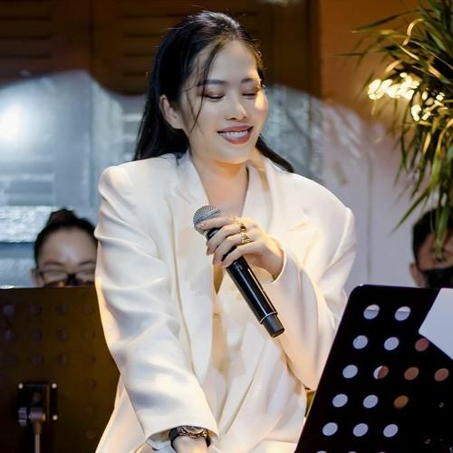 Nam Em thanh minh về sự cố dở khóc dở cười khi hát live-1