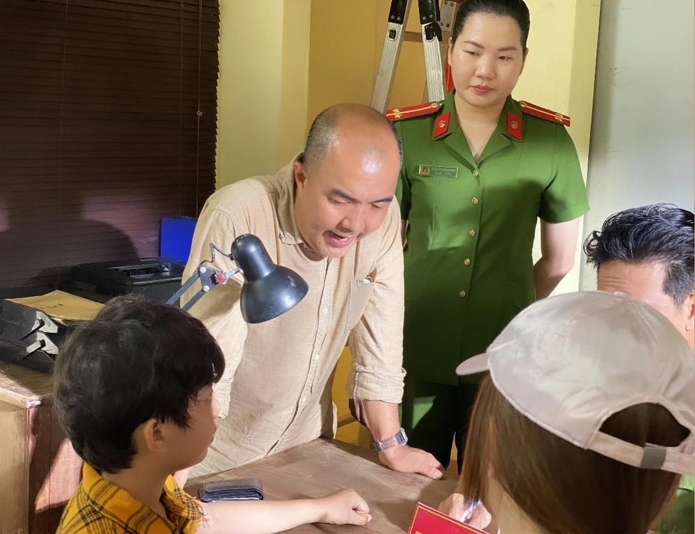 Theo giúp việc Ngọc Trinh, Thúy Kiều được đóng phim mới hốt!-2