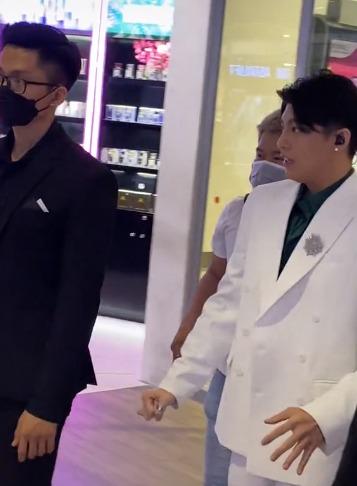 Noo Phước Thịnh phát tướng hậu Covid-19, netizen lú lẫn-2